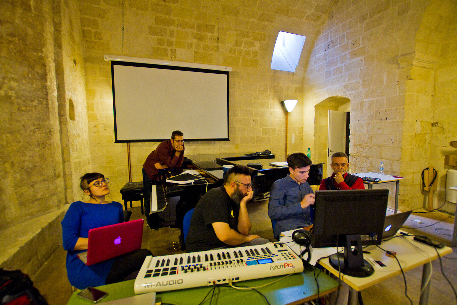 Conservatorio E. Duni, lavorando...